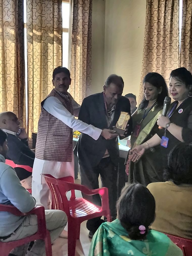 Felicitation of Kaushalendra Ji, National Advisor