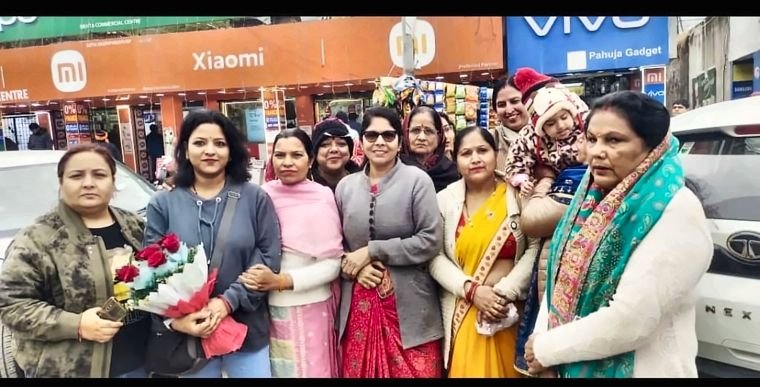 Welcome and reception by women members