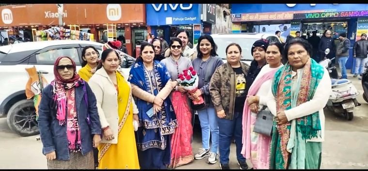 Welcome and reception by women members